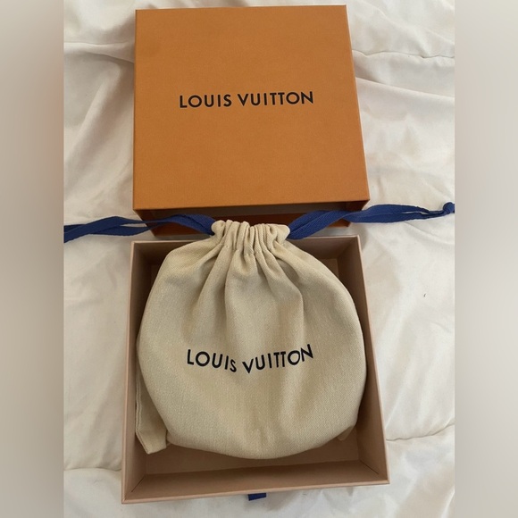 Louis Vuitton x Virgil Monogram Reversible Belt - Picture 4 of 8